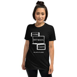 Living Between Screens (Book Shirt) - Short-Sleeve Unisex Linkshirt T-Shirt