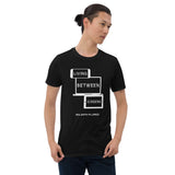 Living Between Screens (Book Shirt) - Short-Sleeve Unisex Linkshirt T-Shirt